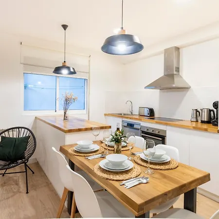 Apartmán Turistico A 140 M Playa Canelinas- Portonovo- 2 Habit 4-6 Pax 102 *